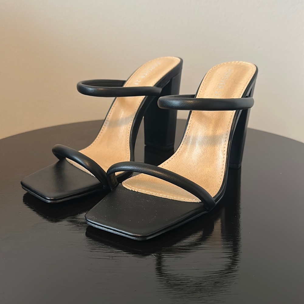 Forever 21 Chunky Sandal Heels